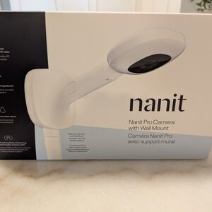 Nanit Pro Camera with Wall Mount - White